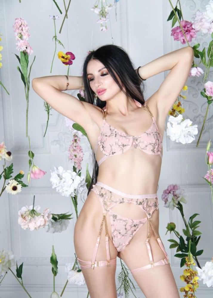 Индивидуалка Камила фото № 2 в городе Майский