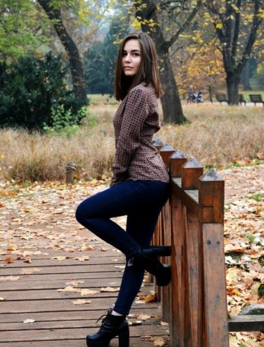 Карина, Г. Майский