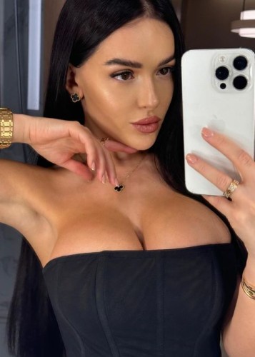 Вика, Г. Майский